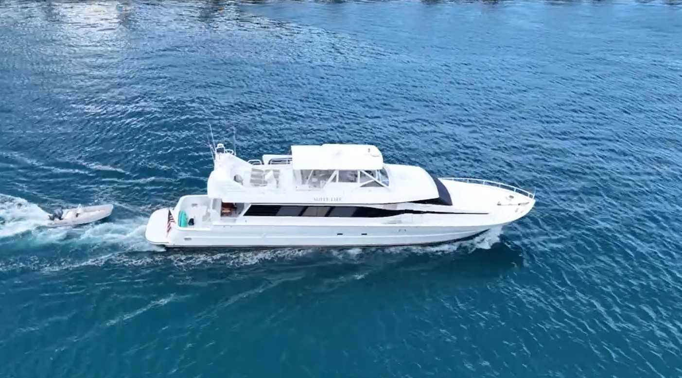 Large Luxury Motor Yacht Ready to Enjoy!
